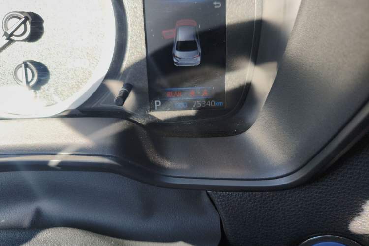 Used Toyota Corolla 2021 Dual-Motor 1.8L E-CVT Elite Edition Odometer Close Up