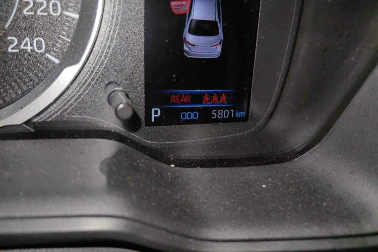 Used Toyota Corolla 2021 TNGA 1.5L CVT Elite CARE Edition Odometer Close Up
