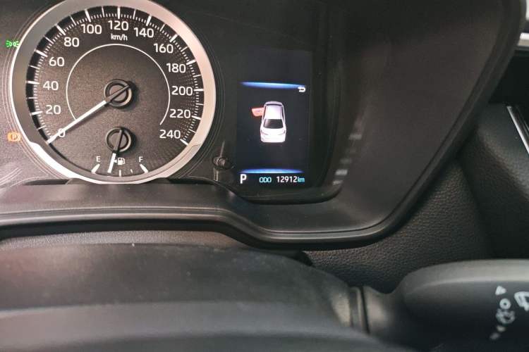 Used Toyota Corolla 2021 1.2T S-CVT Elite Edition Odometer Close Up