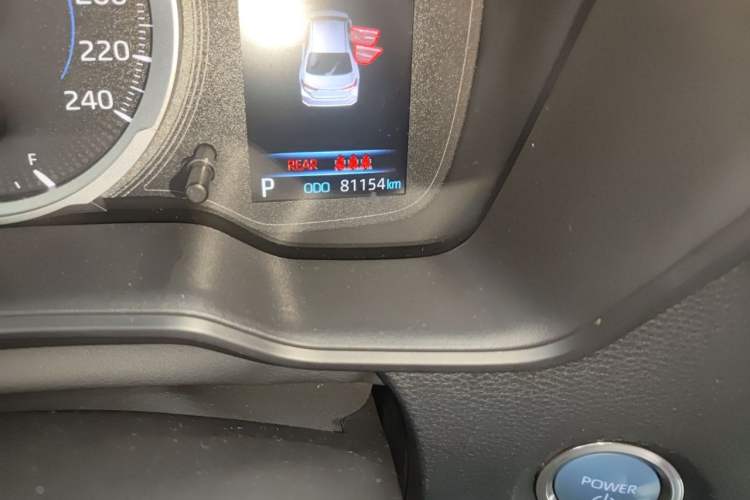 Used Toyota Corolla 2021 Dual-Motor 1.8L E-CVT Elite Edition Odometer Close Up