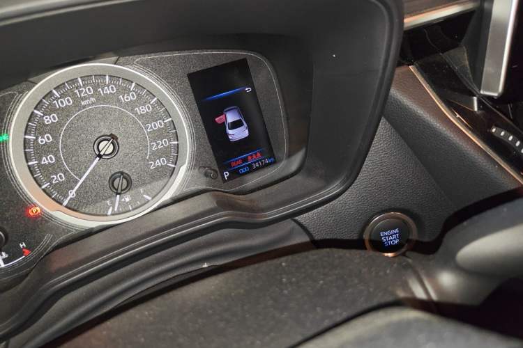 Used Toyota Corolla 2021 1.2T S-CVT Elite PLUS Edition Odometer Close Up