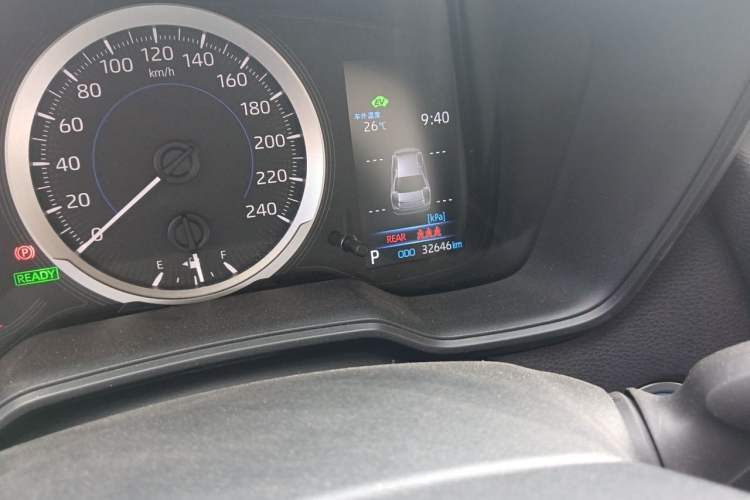 Used Toyota Corolla 2021 Dual-Motor 1.8L E-CVT Elite Edition Odometer Close Up