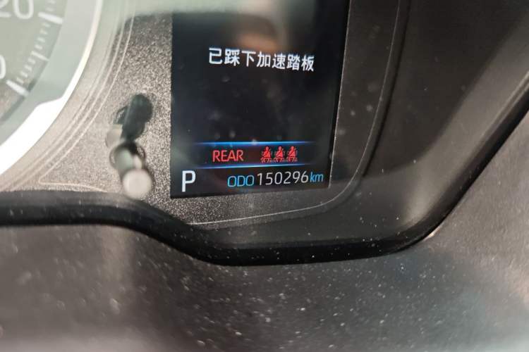 Used Toyota Corolla 2021 Dual-Motor 1.8L E-CVT Elite Edition Odometer Close Up