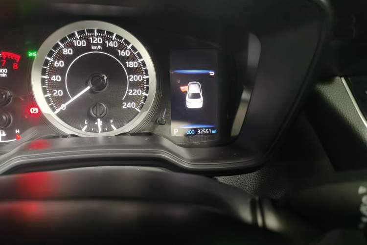 Used Toyota Corolla 2021 TNGA 1.5L CVT Elite CARE Edition Odometer Close Up