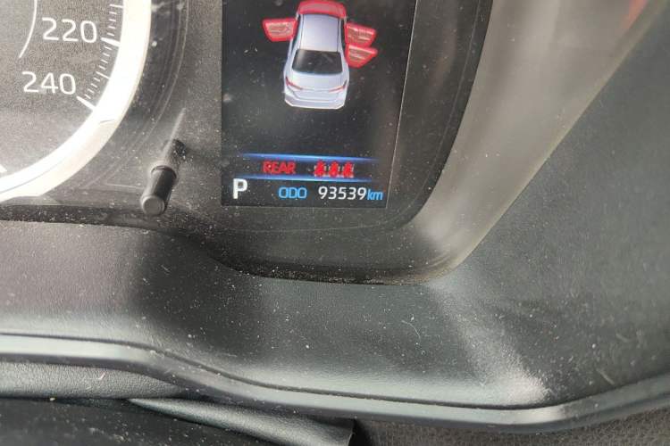 Used Toyota Corolla 2021 1.2T S-CVT Elite PLUS Edition Odometer Close Up