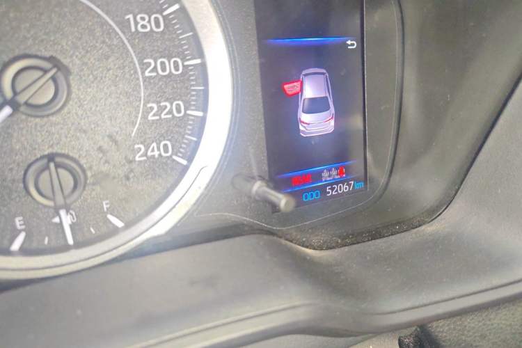 Used Toyota Corolla 2021 1.2T S-CVT Pioneer Edition Odometer Close Up