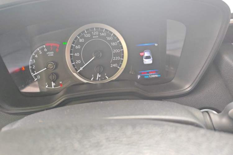 Used Toyota Corolla 2021 1.2T S-CVT Elite Edition Odometer Close Up