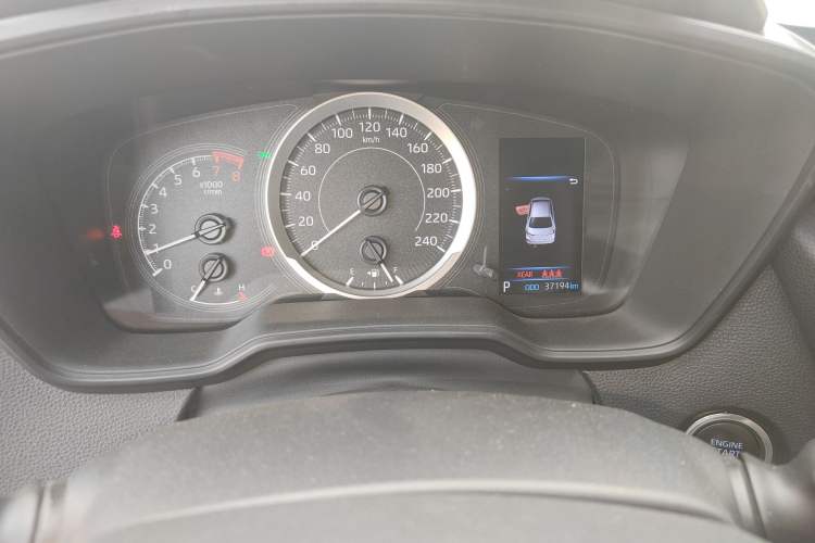 Used Toyota Corolla 2021 TNGA 1.5L CVT Elite Edition Odometer Close Up
