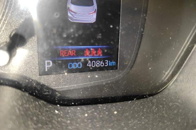 Used Toyota Corolla 2021 Dual-Motor 1.8L E-CVT Elite Edition Odometer Close Up