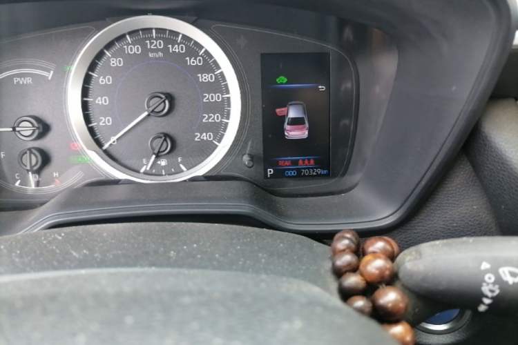 Used Toyota Corolla 2021 Dual-Engine 1.8L E-CVT Pioneer Edition Odometer Close Up
