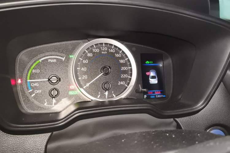 Used Toyota Corolla 2021 Dual-Motor 1.8L E-CVT Elite Edition Odometer Close Up