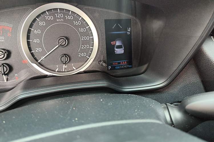 Used Toyota Corolla 2021 1.2T S-CVT Luxury Edition Odometer Close Up