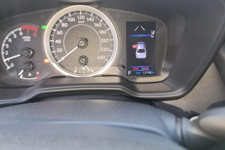 Used Toyota Corolla 2021 1.2T S-CVT Elite PLUS Edition Odometer Close Up