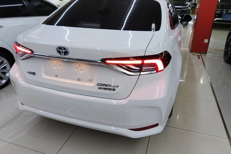 Used Toyota Corolla 2021 Dual-Motor 1.8L E-CVT Elite Edition Rear