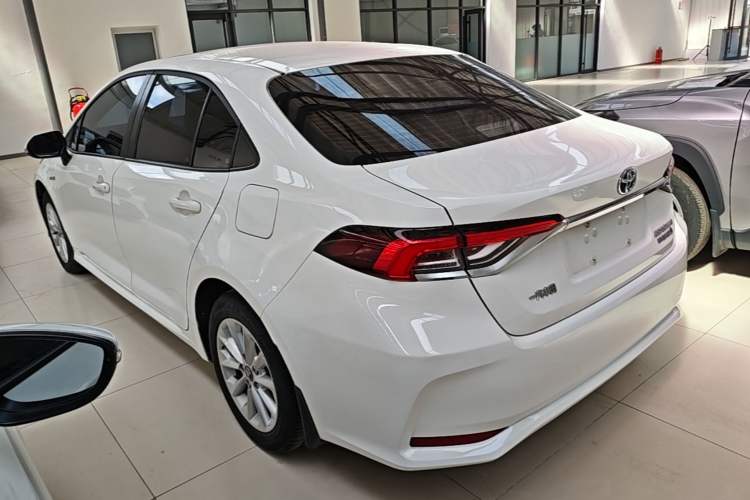 Used Toyota Corolla 2021 Dual-Motor 1.8L E-CVT Elite Edition Rear Left 45 Deg