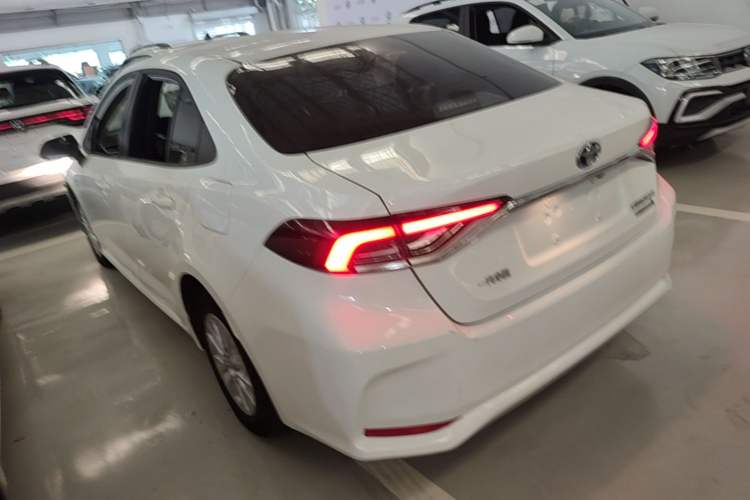 Used Toyota Corolla 2021 Dual-Engine 1.8L E-CVT Pioneer Edition Rear Left 45 Deg