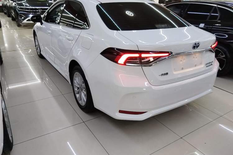 Used Toyota Corolla 2021 Dual-Motor 1.8L E-CVT Elite Edition Rear Left 45 Deg