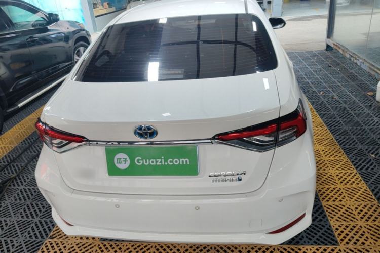 Used Toyota Corolla 2021 Dual-Motor 1.8L E-CVT Elite Edition Rear
