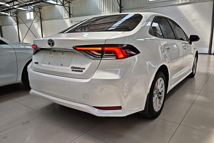 Used Toyota Corolla 2021 Dual-Motor 1.8L E-CVT Elite Edition Rear Right 45 Deg