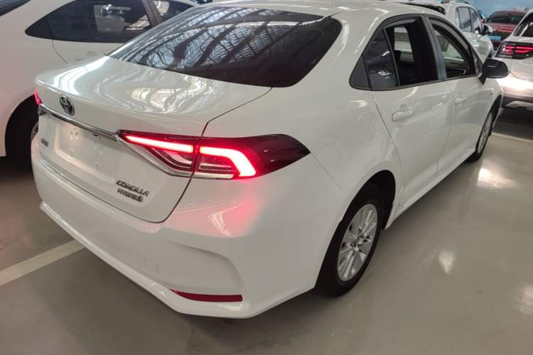 Used Toyota Corolla 2021 Dual-Engine 1.8L E-CVT Pioneer Edition Rear Right 45 Deg