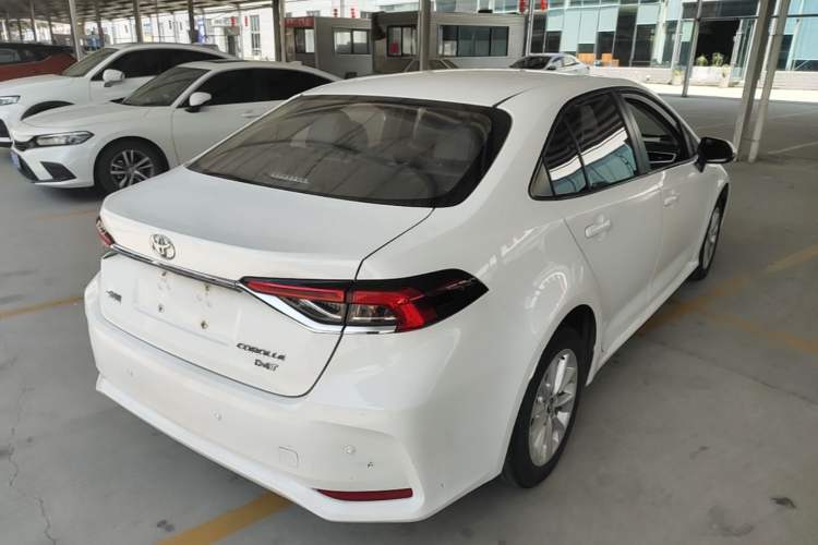 Used Toyota Corolla 2021 1.2T S-CVT Luxury Edition Rear Right 45 Deg