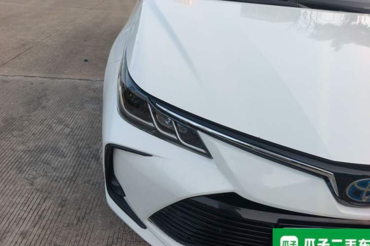 Used Toyota Corolla 2021 Dual-Motor 1.8L E-CVT Elite Edition Right Front Headlight