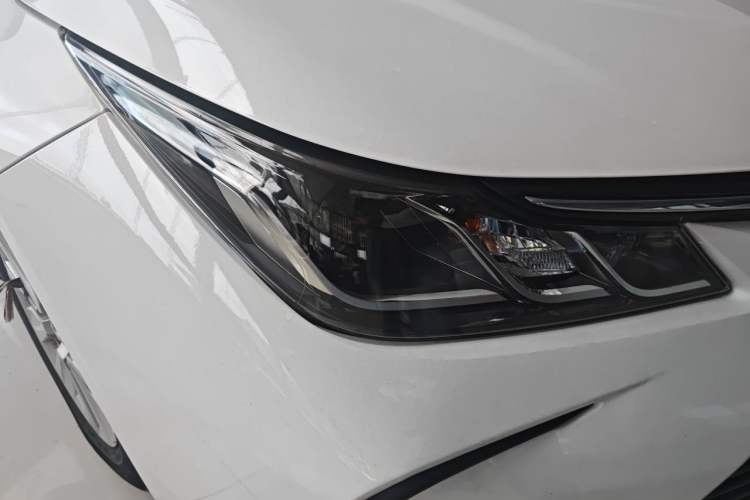 Used Toyota Corolla 2021 Dual-Engine 1.8L E-CVT Pioneer Edition Right Front Headlight