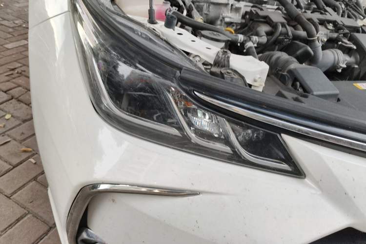 Used Toyota Corolla 2021 Dual-Motor 1.8L E-CVT Elite Edition Right Front Headlight