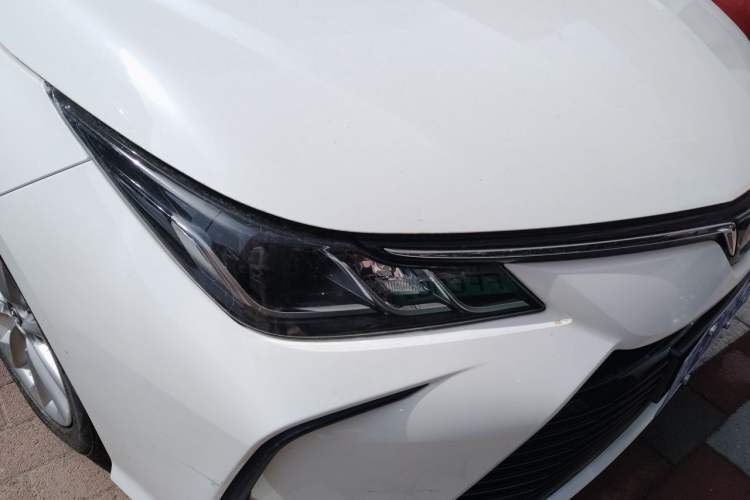 Used Toyota Corolla 2021 Dual-Motor 1.8L E-CVT Elite Edition Right Front Headlight