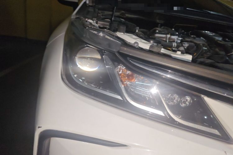 Used Toyota Corolla 2021 Dual-Motor 1.8L E-CVT Elite Edition Right Front Headlight