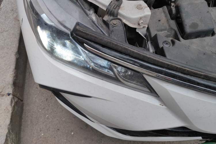 Used Toyota Corolla 2021 Dual-Motor 1.8L E-CVT Elite Edition Right Front Headlight
