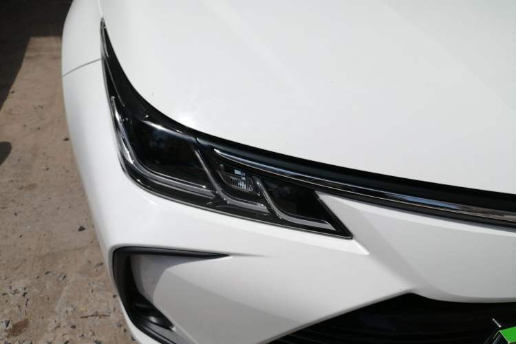 Used Toyota Corolla 2021 1.2T S-CVT Luxury Edition Right Front Headlight