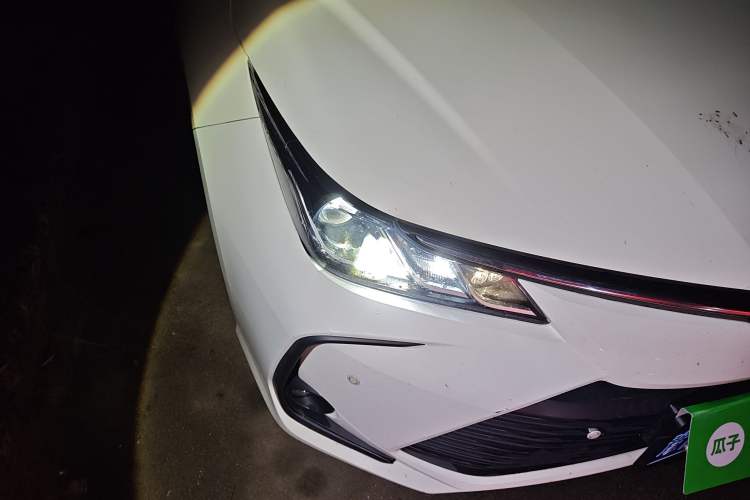 Used Toyota Corolla 2021 1.2T S-CVT Pioneer PLUS Edition Right Front Headlight