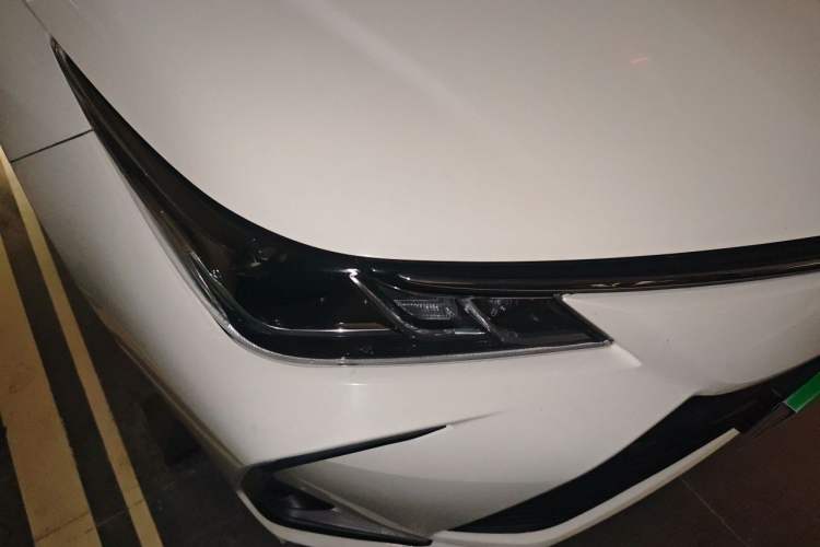 Used Toyota Corolla 2021 Dual-Motor 1.8L E-CVT Elite Edition Right Front Headlight