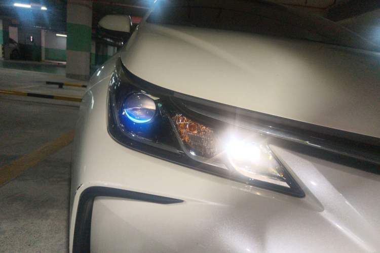 Used Toyota Corolla 2021 1.2T S-CVT Pioneer PLUS Edition Right Front Headlight