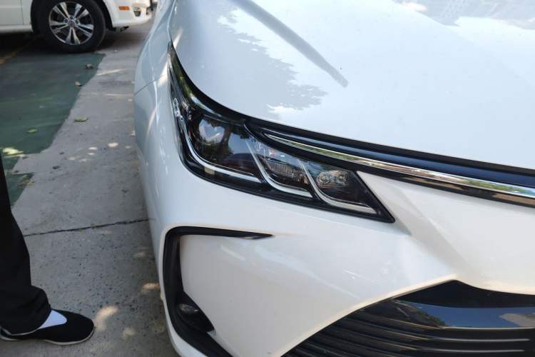 Used Toyota Corolla 2021 Dual-Motor 1.8L E-CVT Elite Edition Right Front Headlight