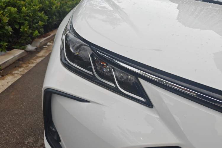 Used Toyota Corolla 2021 1.2T S-CVT Elite PLUS Edition Right Front Headlight