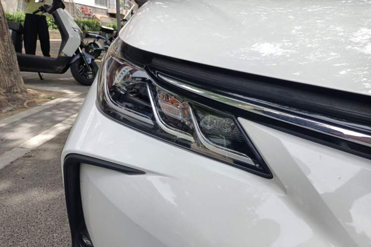 Used Toyota Corolla 2021 1.2T S-CVT Elite Edition Right Front Headlight