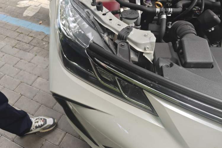Used Toyota Corolla 2021 Dual-Motor 1.8L E-CVT Elite Edition Right Front Headlight