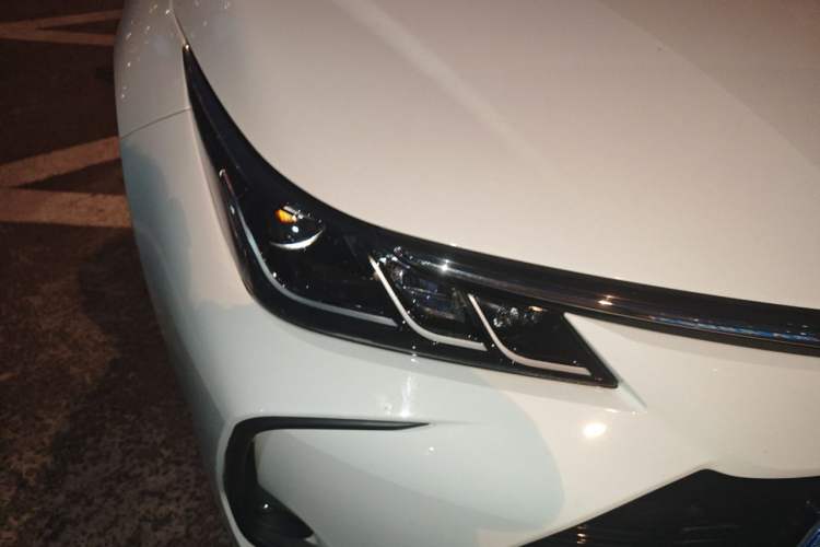 Used Toyota Corolla 2021 1.2T S-CVT Elite PLUS Edition Right Front Headlight