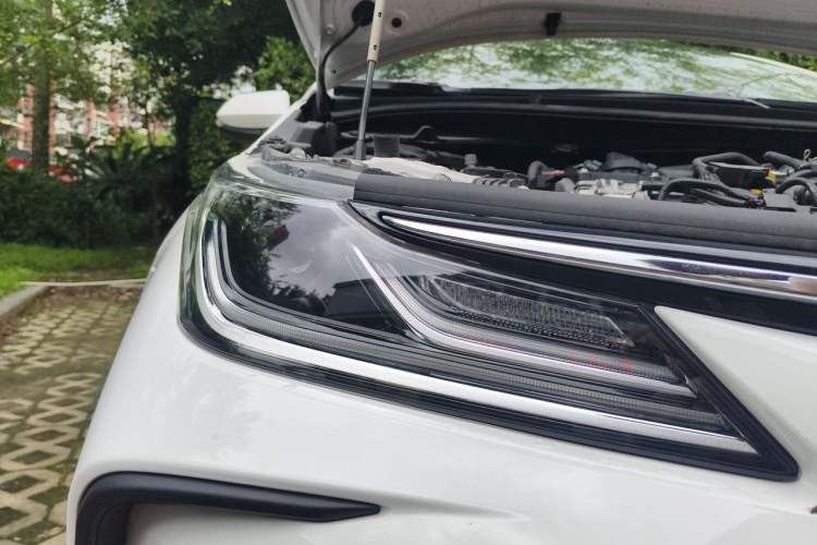 Used Toyota Corolla 2021 TNGA 1.5L CVT Pioneer Edition Right Front Headlight