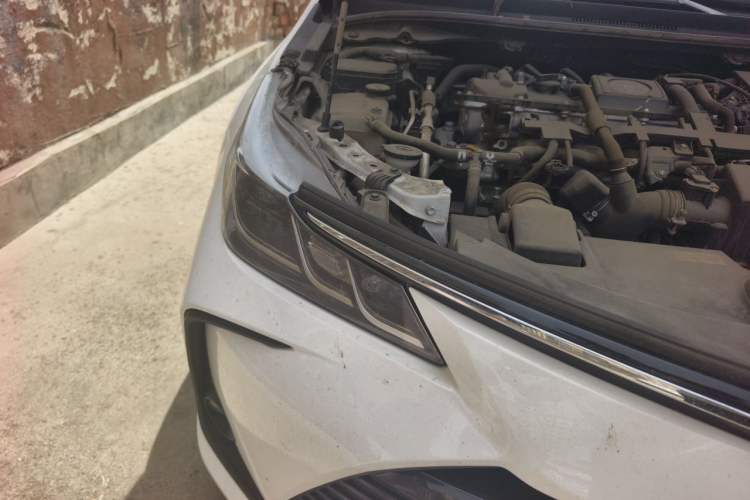 Used Toyota Corolla 2021 Dual-Motor 1.8L E-CVT Elite Edition Right Front Headlight