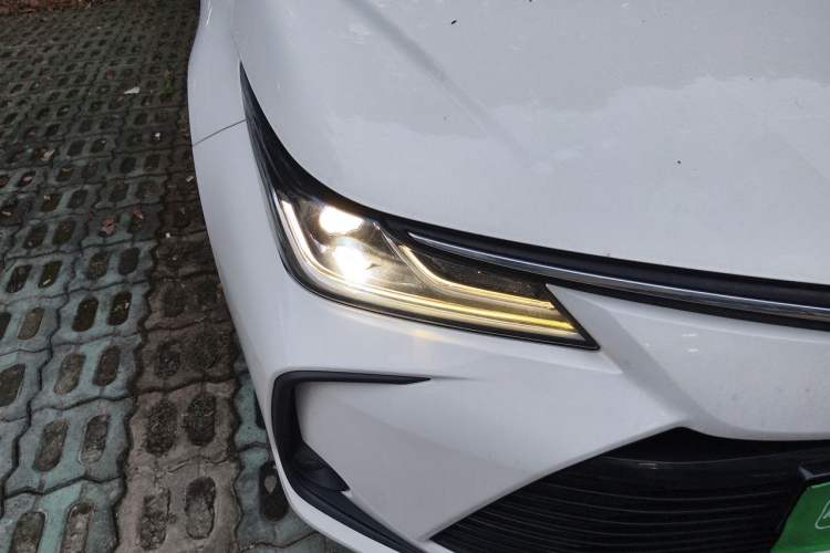 Used Toyota Corolla 2021 TNGA 1.5L CVT Elite Edition Right Front Headlight