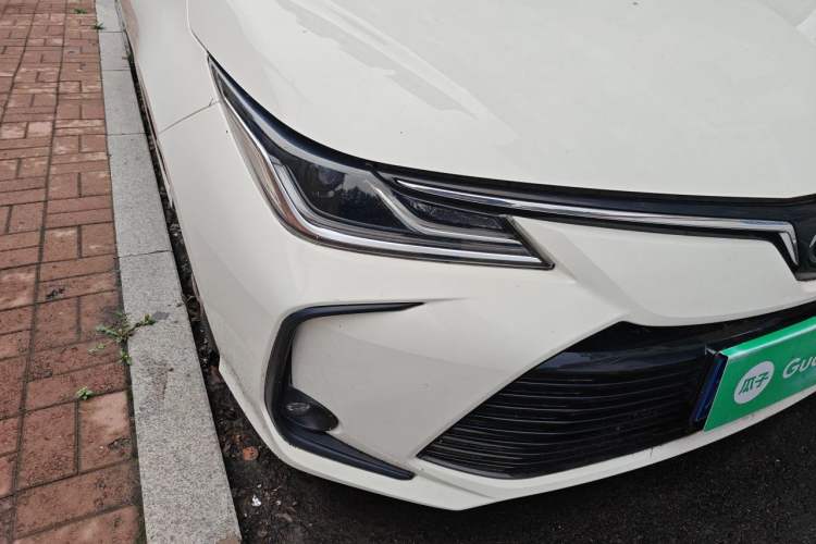 Used Toyota Corolla 2021 TNGA 1.5L CVT Elite Edition Right Front Headlight
