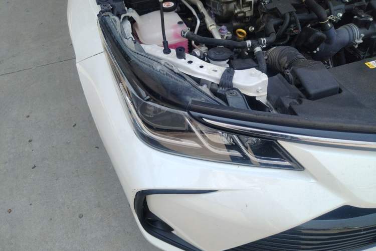 Used Toyota Corolla 2021 Dual-Motor 1.8L E-CVT Elite Edition Right Front Headlight