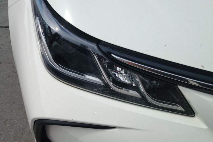 Used Toyota Corolla 2021 Dual-Motor 1.8L E-CVT Elite Edition Right Front Headlight