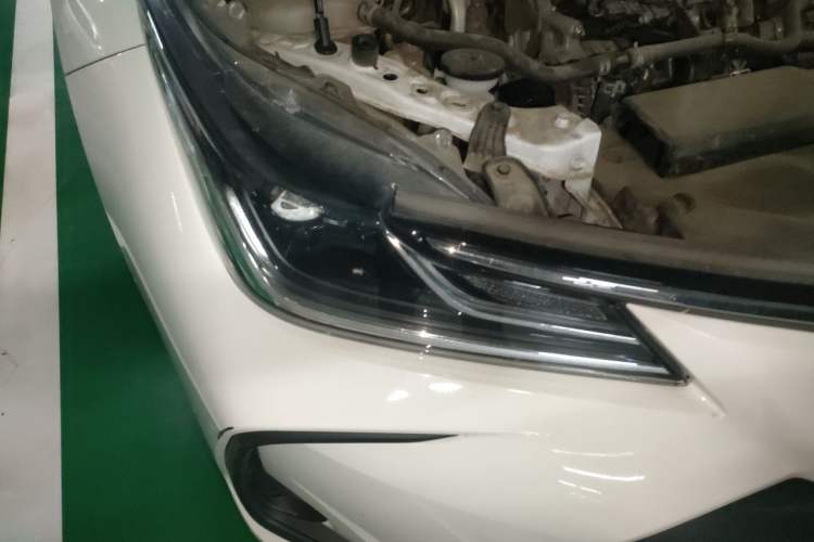 Used Toyota Corolla 2021 TNGA 1.5L CVT Pioneer Edition Right Front Headlight