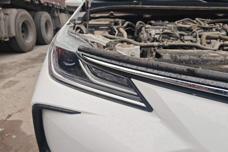Used Toyota Corolla 2021 TNGA 1.5L CVT Elite Edition Right Front Headlight