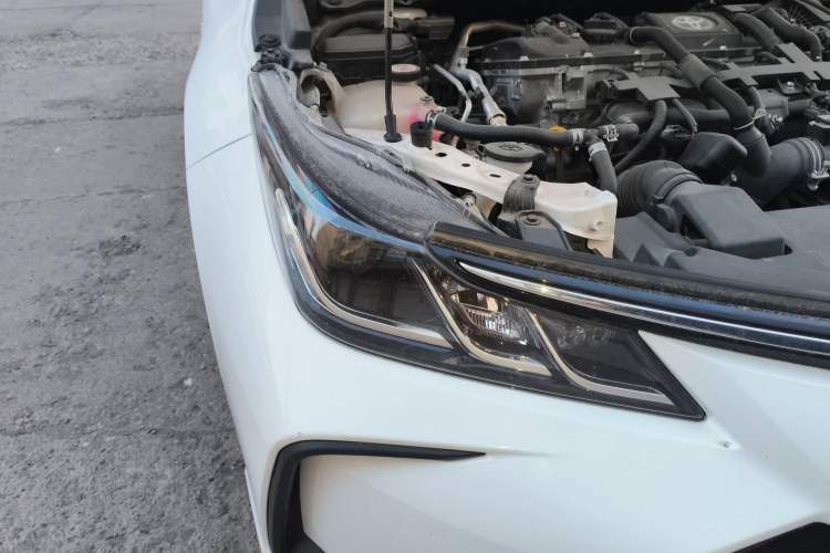 Used Toyota Corolla 2021 Dual-Engine 1.8L E-CVT Pioneer Edition Right Front Headlight