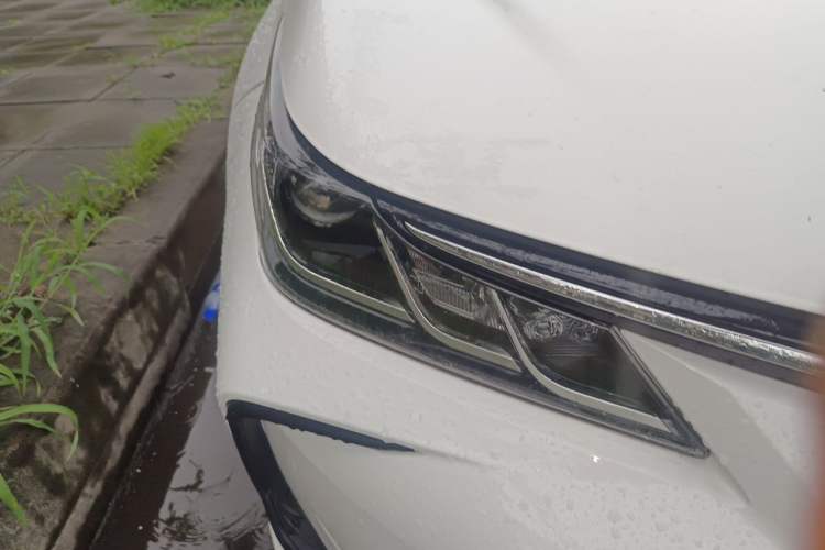 Used Toyota Corolla 2021 1.2T S-CVT Luxury Edition Right Front Headlight